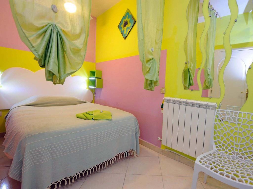 Alla Maison Di Alessia Panzió Perugia Szoba fotó